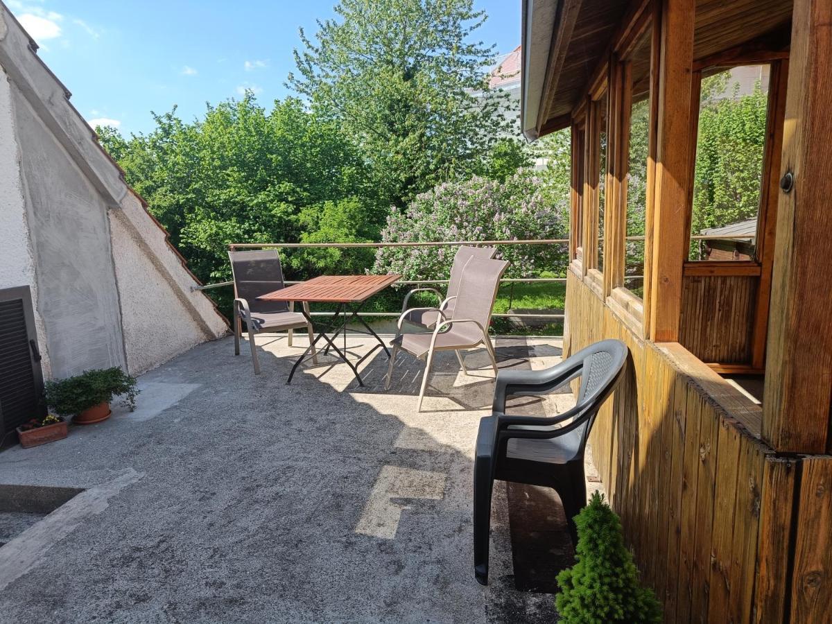 Gasthof Adler Ferienwohnung อิคเนนเฮาเซน ภายนอก รูปภาพ