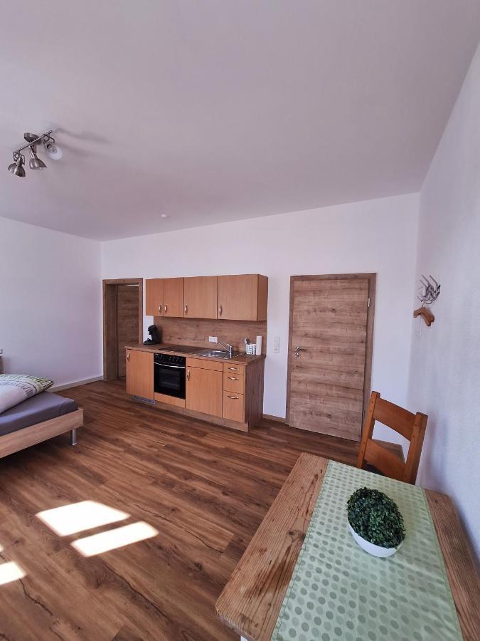 Gasthof Adler Ferienwohnung อิคเนนเฮาเซน ภายนอก รูปภาพ