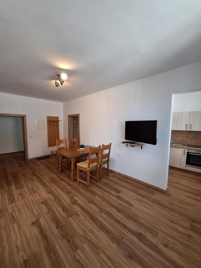 Gasthof Adler Ferienwohnung อิคเนนเฮาเซน ภายนอก รูปภาพ